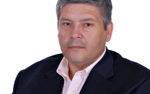 Βασίλης Γκοτσόπουλος: Βγάζει τα κάστανα από τη φωτιά; Η επιστολή για έκτακτο ΔΣ μετά την καταγγελία του Αλεξόπουλου για την Καλόγρια