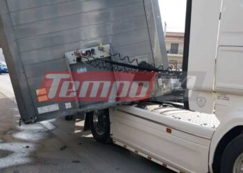 Πάτρα: Έφυγε το συρόμενο νταλίκας – Η ψυχραιμία του οδηγού αποδείχθηκε σωτήρια