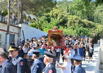 Συγκίνηση και σεβασμός στον εορτασμό της Ιεράς Μονής του Αγίου Νικολάου Σπάτων – ΦΩΤΟ