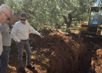 Αποκατάσταση βλάβης κεντρικού αρδευτικού αγωγού στο Αχαϊκό