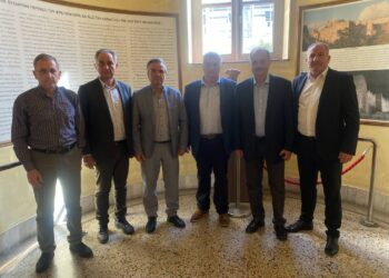 Σε εγρήγορση η δημοτική Αρχή Δυτικής Αχαΐας για την παραλία της Καλογριάς