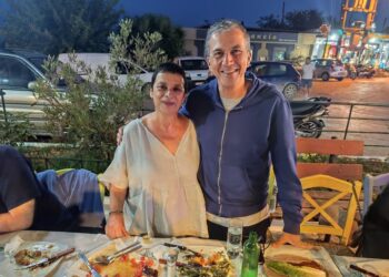Στο αγαπημένο στέκι στον Άνω Αλισσό, ο γνωστός παρουσιαστής Κώστας Ζαφειράκης