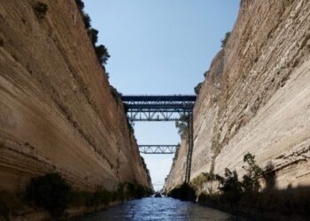 Νεκρός εντοπίστηκε Γάλλος τουρίστας μέσα σε ιστιοπλοϊκό στη Διώρυγα της Κορίνθου