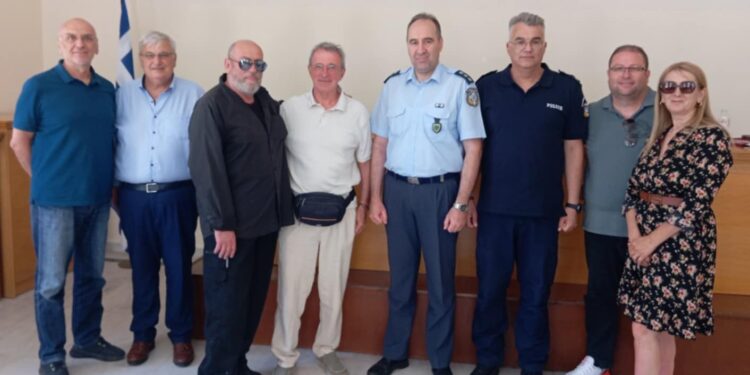 Δυτική Αχαΐα: Μπαίνει το νερό στ αυλάκι… για τα αδέσποτα – Συνάντηση για τον συντονισμό των δράσεων