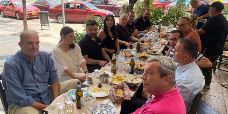 Νεκτάριος Φαρμάκης: Συνάντηση με δημοσιογράφους