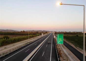 Ολυμπία Οδός: Στις 12μ. την 1η Αυγούστου η έναρξη λειτουργίας των 65 χιλιομέτρων της νέας Πατρών-Πύργου – Πού θα έχει διόδια και πόσο θα κοστίζουν