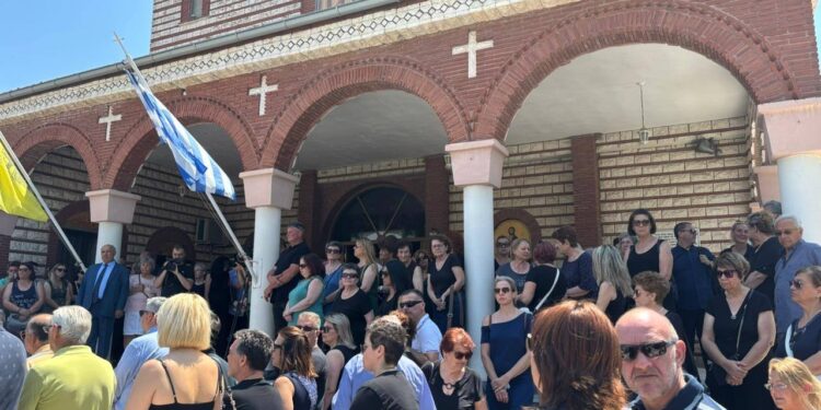 Ηρώ Καριοφύλλη: Σε κλίμα οδύνης η κηδεία της στις Σέρρες