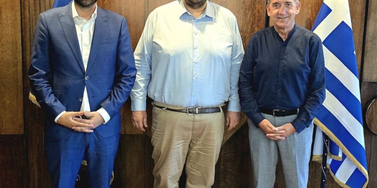 Στον Θεόδωρο Λιβάνιο, Φαρμάκης και Αλεξόπουλος – Τί ζήτησαν από τον Υπουργό Εσωτερικών