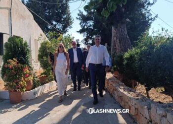 Στα Χανιά για τον Δεκαπενταύγουστο ο Κυριάκος Μητσοτάκης –  Μήνυμα στήριξης προς τις ένοπλες δυνάμεις και την Πυροσβεστική