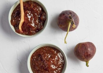 Μαρμελάδα σύκο με κόκκινο κρασί