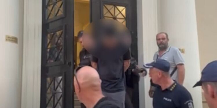 Πάτρα: Απολογείται σήμερα ο 25χρονος που κατηγορείται για τη φωτιά στο Γηροκομειό – Τι λένε οι δικηγόροι του
