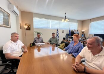 Δυτική Αχαΐα: Αυτοψία στον καταυλισμό των Ρομά για την αποκατάσταση των πυροπλήκτων