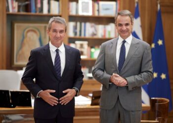 Ο Κυρ. Μητσοτάκης καλωσορίζει τον Α. Λοβέρδο στη ΝΔ: Μακριά από ταμπέλες και δόγματα, ενώνουμε τις προσπάθειές μας