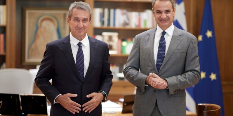 Ο Κυρ. Μητσοτάκης καλωσορίζει τον Α. Λοβέρδο στη ΝΔ: Μακριά από ταμπέλες και δόγματα, ενώνουμε τις προσπάθειές μας