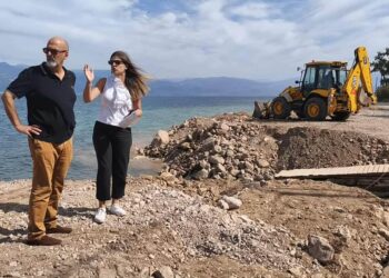 Ο Χαράλαμπος Μπονάνος στο έργο της παραλιακής του Ρίου