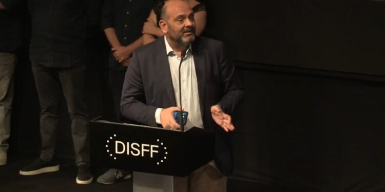 Τί συνέβη με τον Ιάσονα Φωτήλα στο Φεστιβάλ Δράμας; (ΒΙΝΤΕΟ)