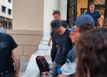 Πάτρα: Ελεύθεροι οι δύο νέοι, που είχαν προφυλακιστεί για την φωτιά στο Γηροκομειό