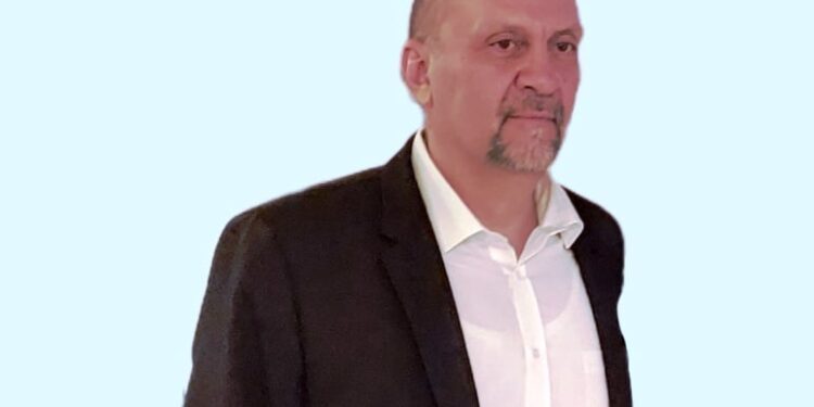 Βασίλης Κανελλόπουλος: “Ενότητα, Δουλειά και Επαφή με τον Πολίτη”