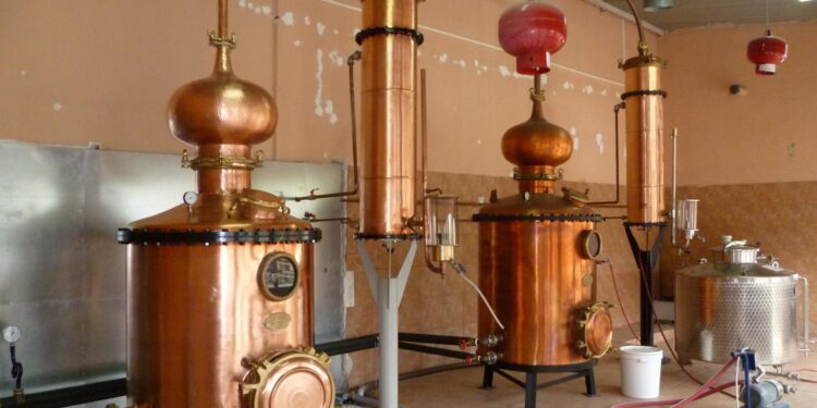 Δυτ. Ελλάδα: Είχε μετατρέψει την αποθήκη σε αποστακτήριο!