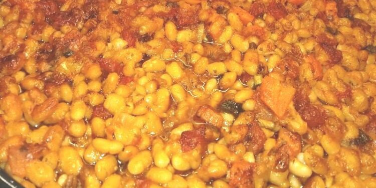 Φασολάδα στο ταψί