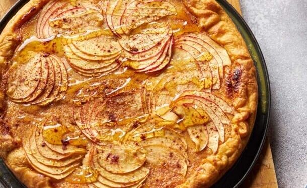 Μηλόπιτα χωρίς μίξερ