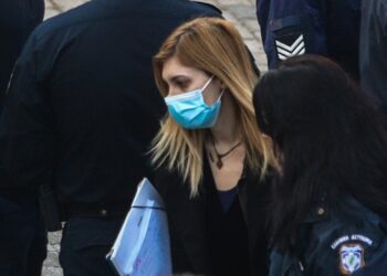 Εκτάκτως στο νοσοκομείο η Πισπιρίγκου – Ο λύκος έχει “χτυπήσει” ζωτικά όργανα