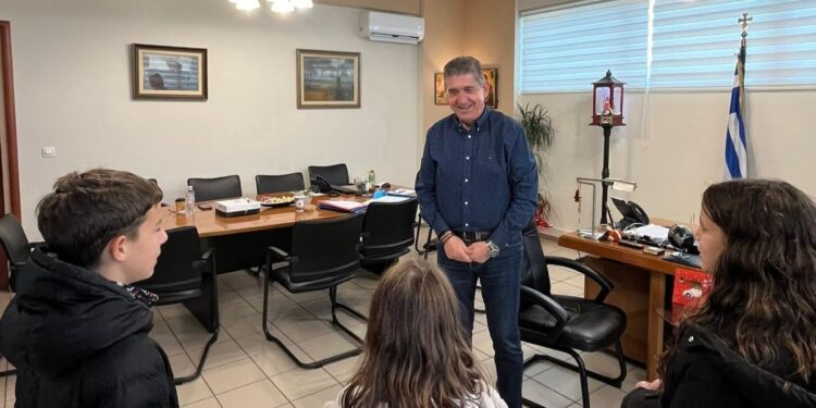 Του τα … έψαλαν!