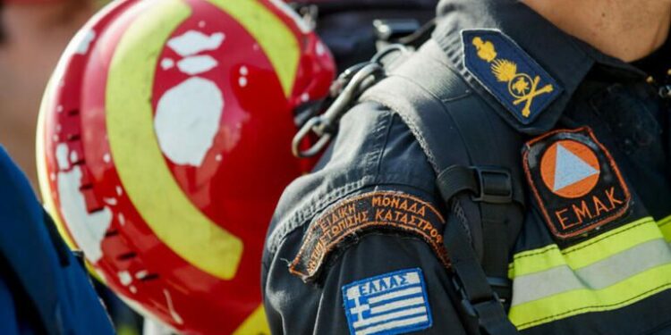 Σε εξέλιξη επιχείρηση για τον εντοπισμό των τριών ορειβατών που αγνοούνται στο χωριό Αθανάσιος Διάκος στη Φωκίδα