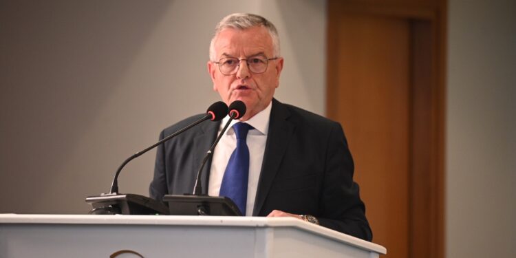 Αντώνης Κουνάβης για αγρότες: Το κλείσιμο των δρόμων δεν μπορεί να αποτελεί λύση