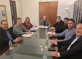 Τί θα γίνει με την επέκταση του φράγματος του Πηνειού; Πολύωρη συνάντηση Αλεξόπουλου με αγρότες και φορείς