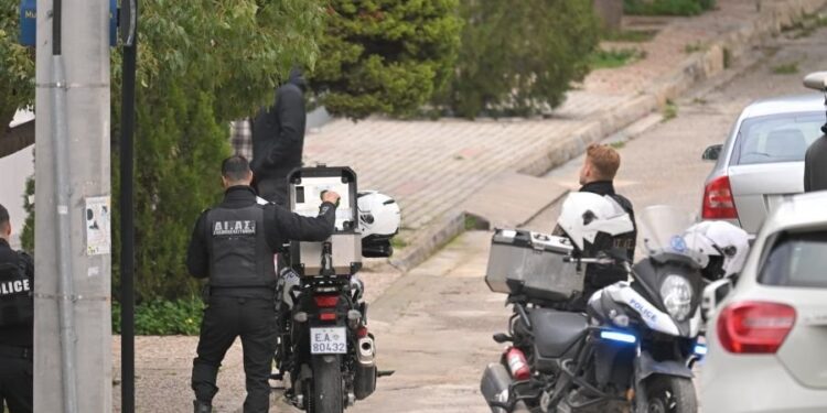 «Παιδί μου πέθανα τώρα, μη με σκοτώνεις άλλο»: Οι τελευταίες λέξεις του 80χρονου πριν πέσει νεκρός από το χέρι του γιου του