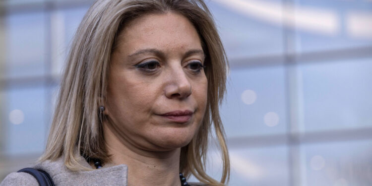 ΚΚΕ και Βελόπουλος κατά Καρυστιανού, μιλούν για «παμπάλαιες εκφράσεις» και «σωτήρες του τίποτα»