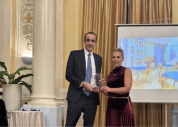 Ο σύλλογος για παιδιά με καρκίνο «Η Πίστη» τίμησε τον Γρηγόρη Δημητριάδη για τη συνεισφορά του – ΦΩΤΟ