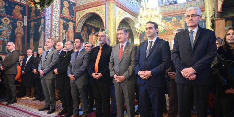 Με λαμπρότητα τιμήθηκε στα Λουσικά ο Άγιος Γρηγόριος ο Θεολόγος
