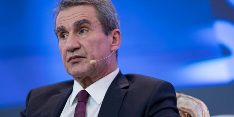 Λοβέρδος για Καρυστιανού: Απευθύνεται κυρίως στον χώρο των ψεκασμένων