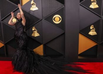 Βραβεία Grammy: Οι πιο λαμπρές παρουσίες της τελετής – Οι εντυπωσιακές εμφανίσεις