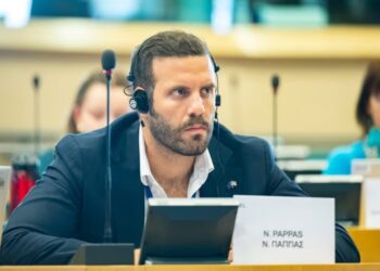 Διαγράφηκε από τον ΣΥΡΙΖΑ ο ευρωβουλευτής Νίκος Παππάς