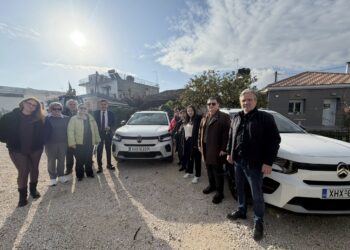 Δυτική Αχαΐα – «Βοήθεια στο Σπίτι»: Με δύο καινούρια τελευταίας τεχνολογίας οχήματα ενισχύθηκε η δομή