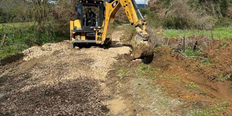 Δυτική Αχαΐα: Εργασίες για την αποκατάσταση αγροτικών δρόμων