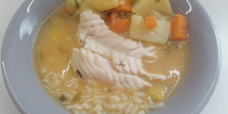 Ψαρόσουπα με λαχανικά