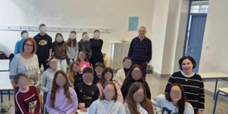7ο Γυμνάσιο Πατρών: Πρώτη συνάντηση Ελλήνων και Ρουμάνων μαθητών στο πλαίσιο του Ευρωπαϊκού Προγράμματος e-Twinning 