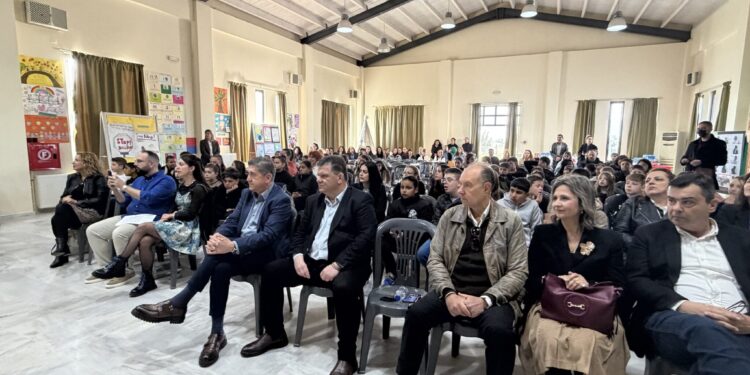 Στην εκπαιδευτική δράση κατά της σχολικής βίας ο Δήμαρχος Δυτικής Αχαΐας, Γρ. Αλεξόπουλος