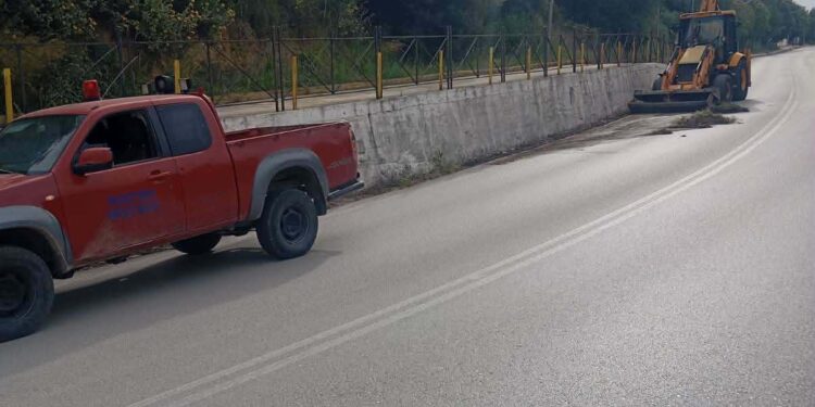 Δυτική Αχαΐα: Καθημερινές οι εργασίες καθαρισμού δρόμων και κοινόχρηστων χώρων – Που δούλεψαν σήμερα τα συνεργεία -ΦΩΤΟ