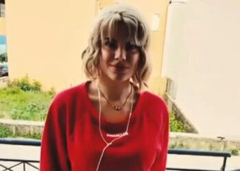 «Ανοίγουν τα στόματα» στην Κεφαλονιά: Τι καταγγέλλει η οικογένεια της Μυρτούς – «Δεν έχετε δει τίποτα» λέει ο πατέρας της