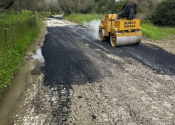 Δυτική Αχαΐα: Η αποκατάσταση της οδικής ασφάλειας στην καθημερινή ατζέντα του Δήμου – ΦΩΤΟ