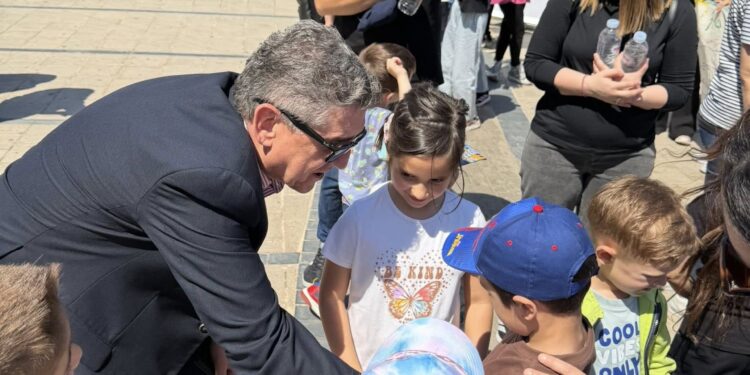 Γρηγόρης Αλεξόπουλος: “Όλοι μαζί να κάνουμε χώρο στη διαφορετικότητα” – Κλικ από τον event της Πάλειας