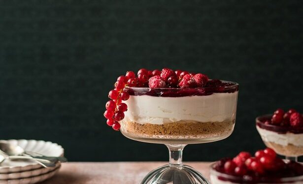Cheesecake ψυγείου χωρίς ψήσιμο: Η πιο εύκολη και δροσερή συνταγή