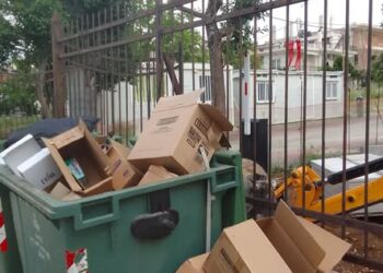 Πσιτ! Άλλος το πρωί… άλλος το βράδυ…