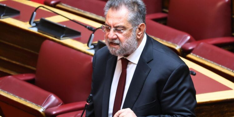 Πσιτ! Σιγά που θα … σταματήσουν τον Ανδρέα!