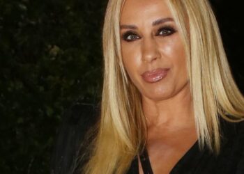 Θλίψη: Πέθανε η Γωγώ Μαστροκώστα στα 56 της χρόνια